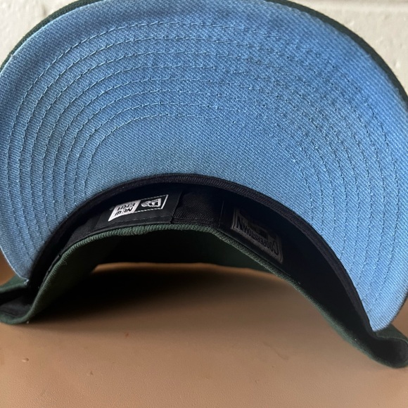 Unisex size 8 fitted cap lot - Picture 10 of 12